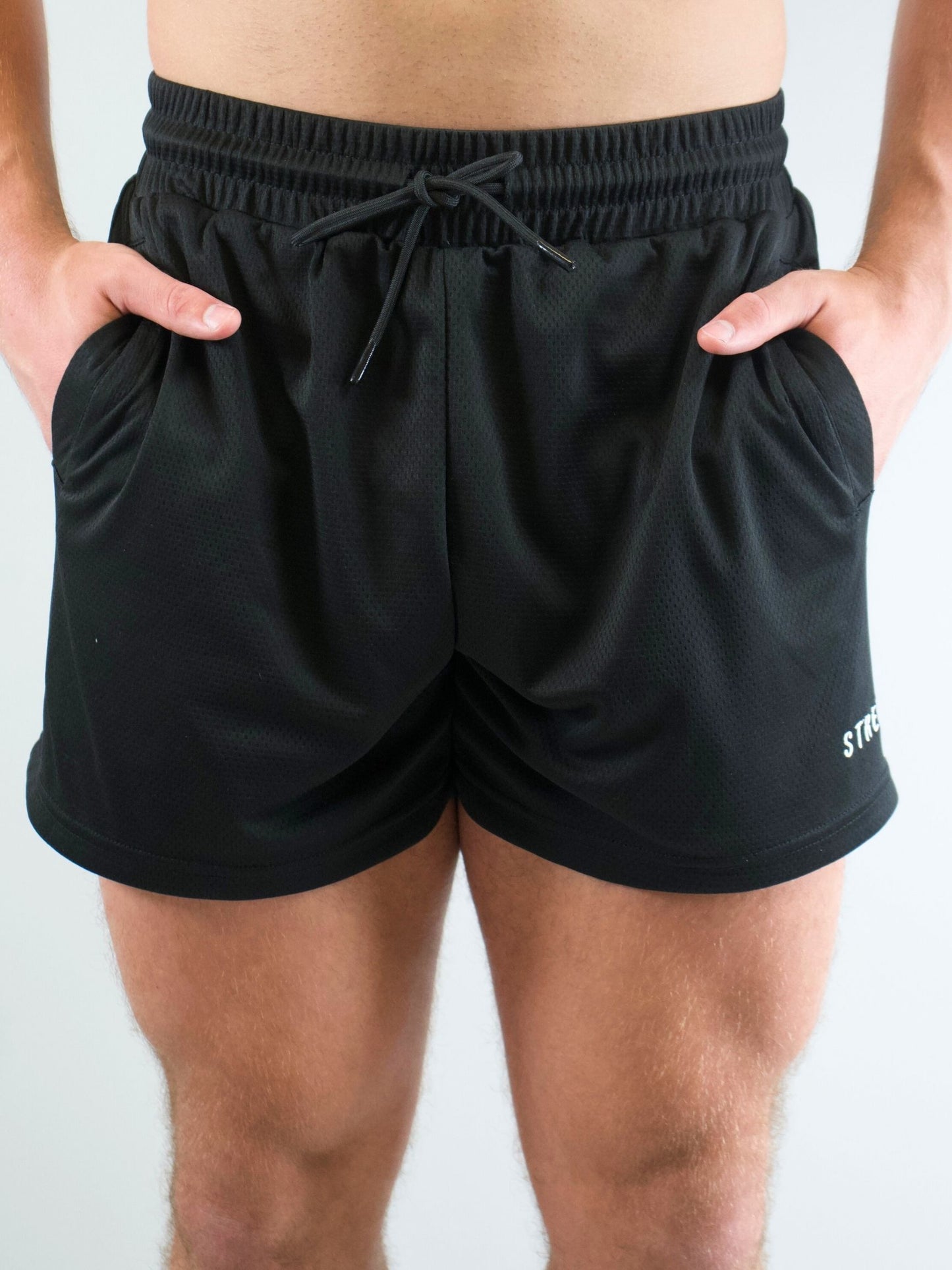 "STREIGNTH" MESH SHORTS